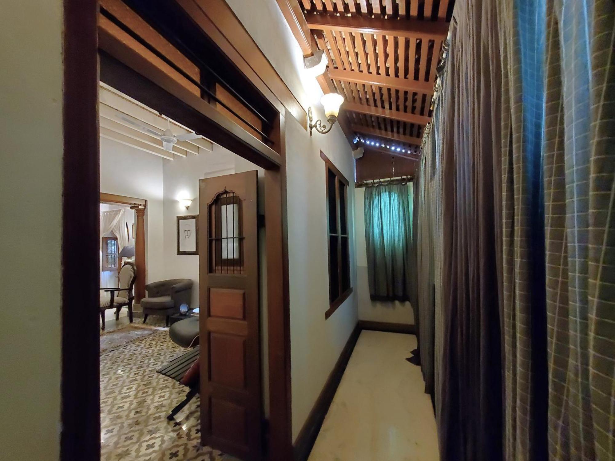 蓬蒂切里 Kariappa House酒店 外观 照片